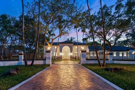 6200 SW 130th Terrace Pinecrest FL 33156