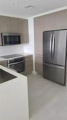 2000 Metropica Way Sunrise FL 33323