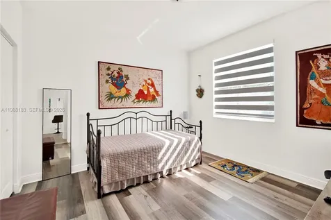 9021 SW 94th Street Miami FL 33176
