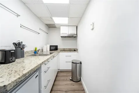 750 Collins Avenue Miami Beach FL 33139
