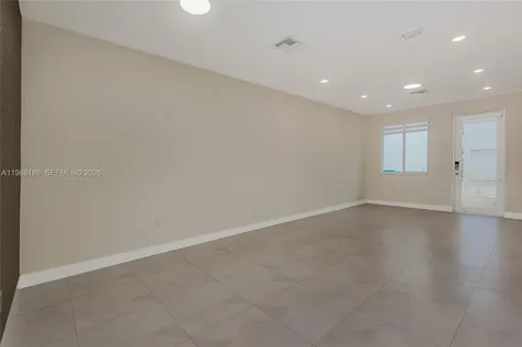 10460 NW 67th Street Doral FL 33178
