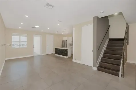 10460 NW 67th Street Doral FL 33178