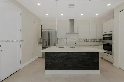 10460 NW 67th Street Doral FL 33178