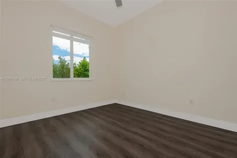 10460 NW 67th Street Doral FL 33178