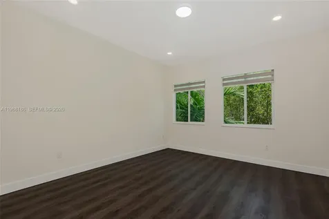 10460 NW 67th Street Doral FL 33178