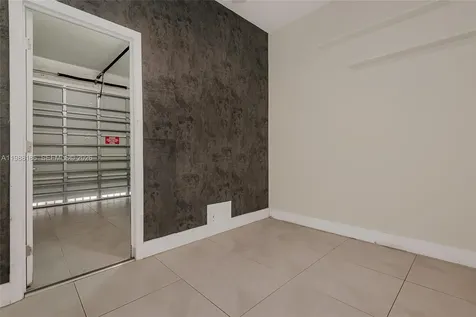 10460 NW 67th Street Doral FL 33178