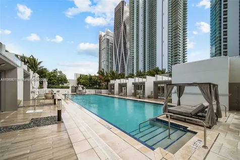 851 NE 1st Avenue Miami FL 33132