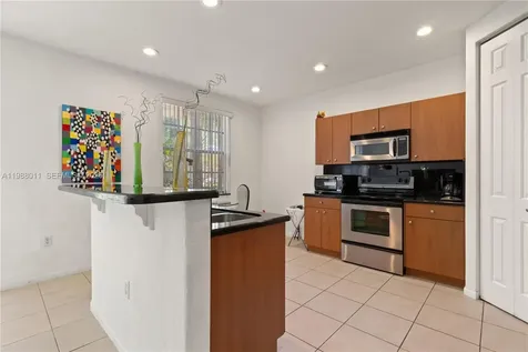 2883 SW 85th Avenue Miramar FL 33025