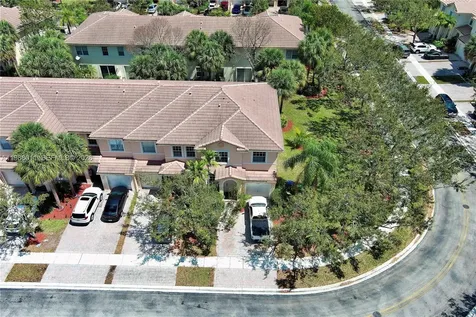 2883 SW 85th Avenue Miramar FL 33025