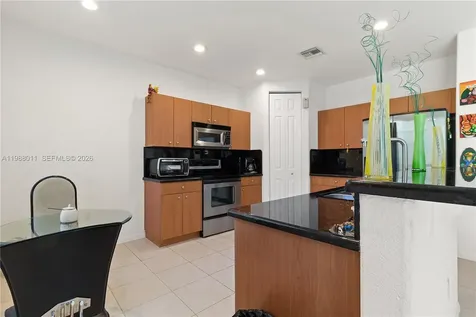 2883 SW 85th Avenue Miramar FL 33025