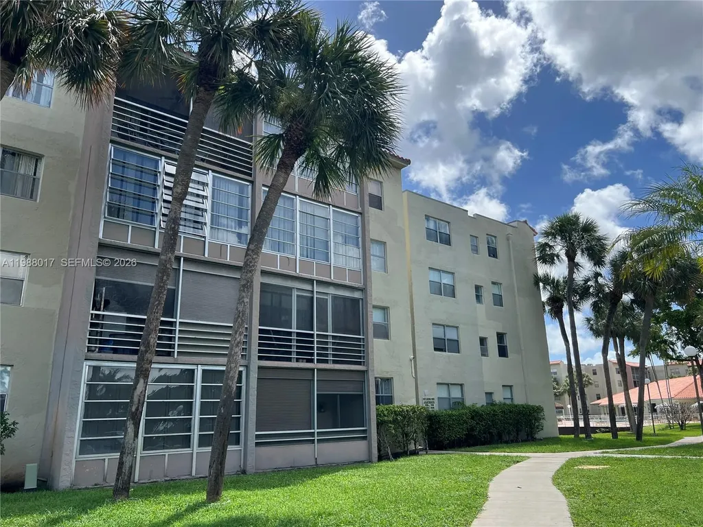 1800 SW 81st Avenue North Lauderdale FL 33068