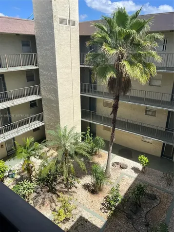 1800 SW 81st Avenue North Lauderdale FL 33068