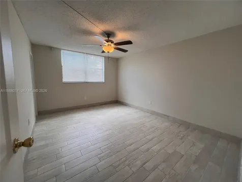 1800 SW 81st Avenue North Lauderdale FL 33068