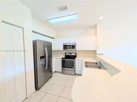 2320 SE 23rd Road Homestead FL 33035