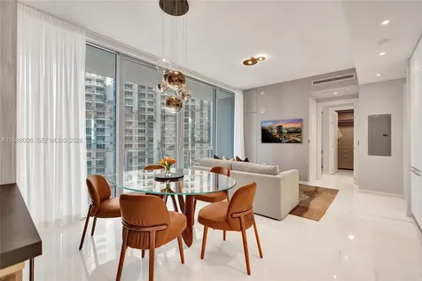 300 Biscayne Boulevard Way Miami FL 33131