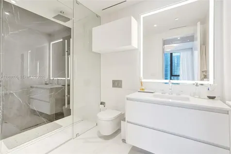 300 Biscayne Boulevard Way Miami FL 33131