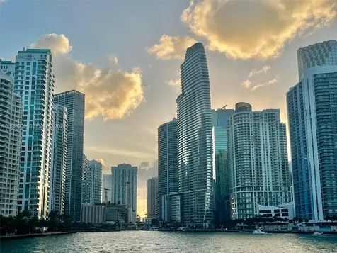 300 Biscayne Boulevard Way Miami FL 33131
