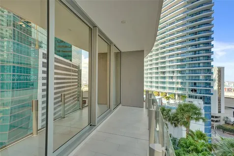 300 Biscayne Boulevard Way Miami FL 33131