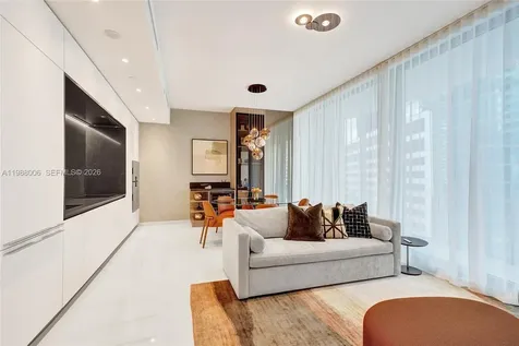 300 Biscayne Boulevard Way Miami FL 33131