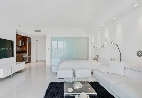475 Brickell Avenue Miami FL 33131