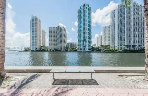 335 S Biscayne Boulevard Miami FL 33131