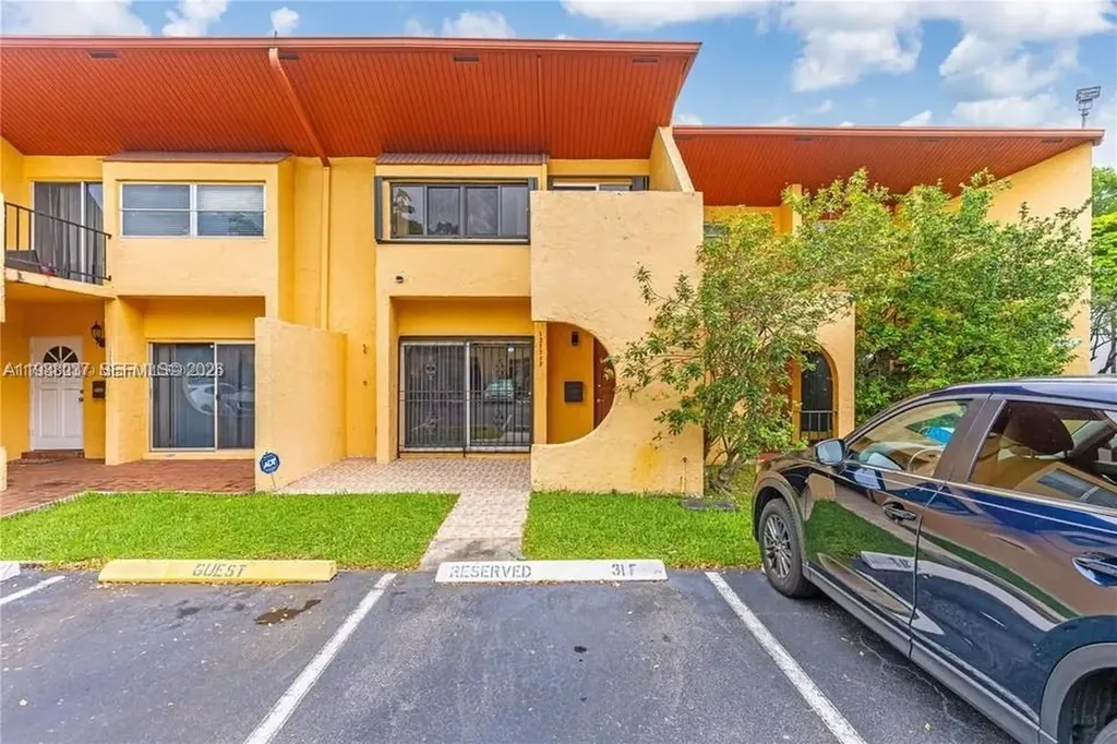 13705 SW 84th Street Miami FL 33183