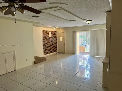13705 SW 84th Street Miami FL 33183