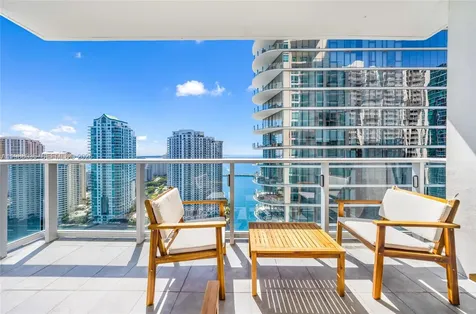 300 S Biscayne Boulevard Miami FL 33131