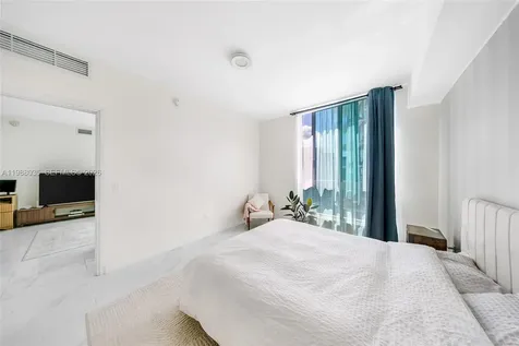 300 S Biscayne Boulevard Miami FL 33131
