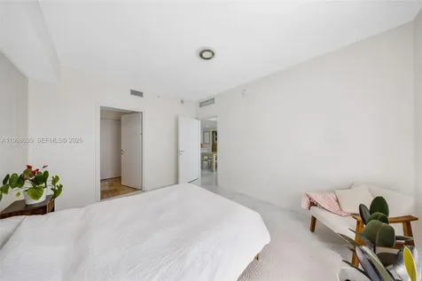 300 S Biscayne Boulevard Miami FL 33131