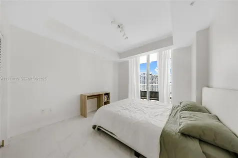 300 S Biscayne Boulevard Miami FL 33131