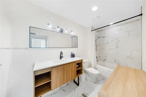 300 S Biscayne Boulevard Miami FL 33131