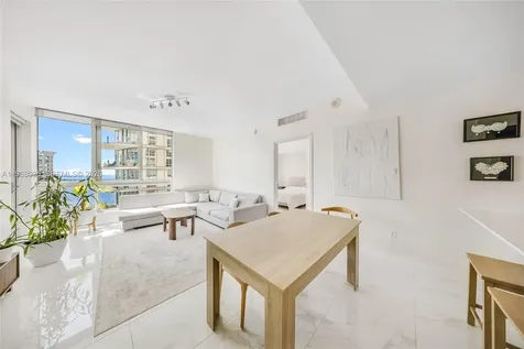300 S Biscayne Boulevard Miami FL 33131