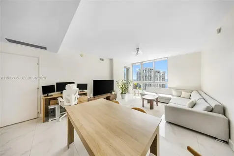300 S Biscayne Boulevard Miami FL 33131