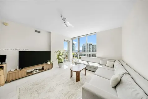 300 S Biscayne Boulevard Miami FL 33131