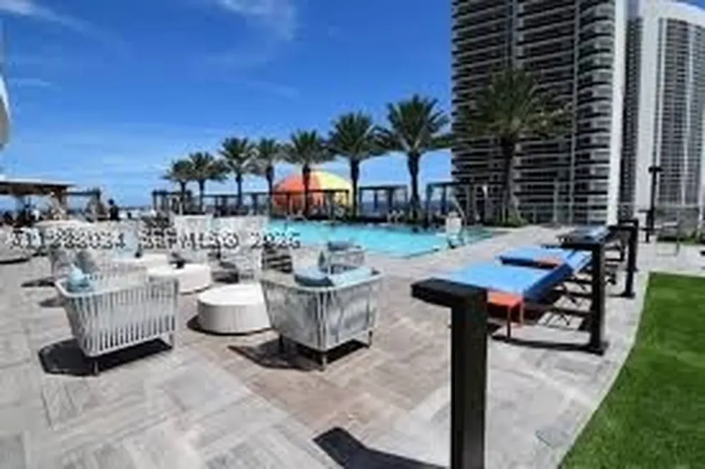 4111 S Ocean Drive Hollywood FL 33019