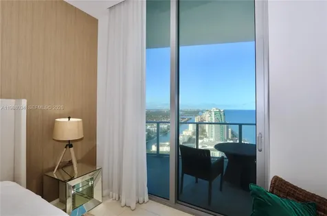 4111 S Ocean Drive Hollywood FL 33019