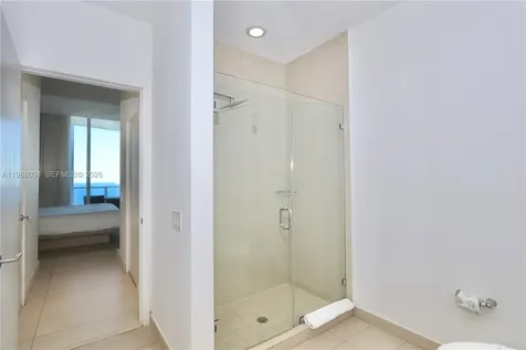 4111 S Ocean Drive Hollywood FL 33019