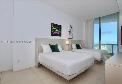 4111 S Ocean Drive Hollywood FL 33019