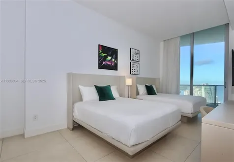 4111 S Ocean Drive Hollywood FL 33019
