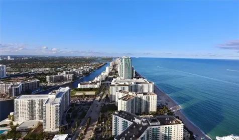 4111 S Ocean Drive Hollywood FL 33019
