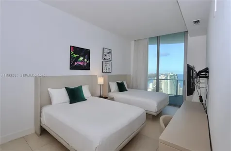 4111 S Ocean Drive Hollywood FL 33019