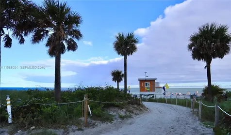 4111 S Ocean Drive Hollywood FL 33019