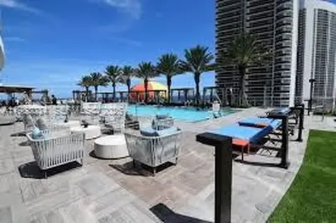4111 S Ocean Drive Hollywood FL 33019