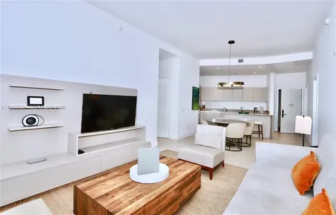 4111 S Ocean Drive Hollywood FL 33019