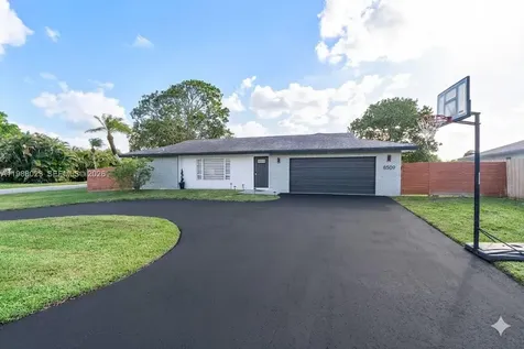 6701 NW 98th Avenue Tamarac FL 33321