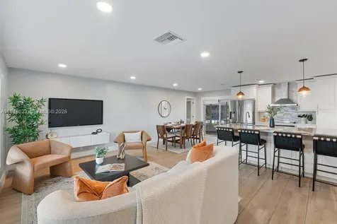6701 NW 98th Avenue Tamarac FL 33321