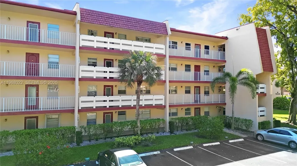 1030 Country Club Drive Margate FL 33063