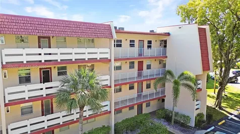 1030 Country Club Drive Margate FL 33063