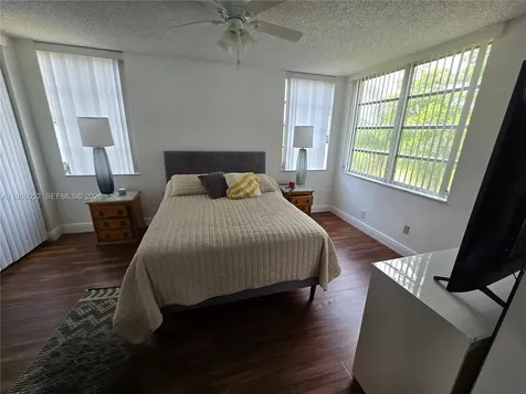 1811 Sabal Palm Drive Davie FL 33324